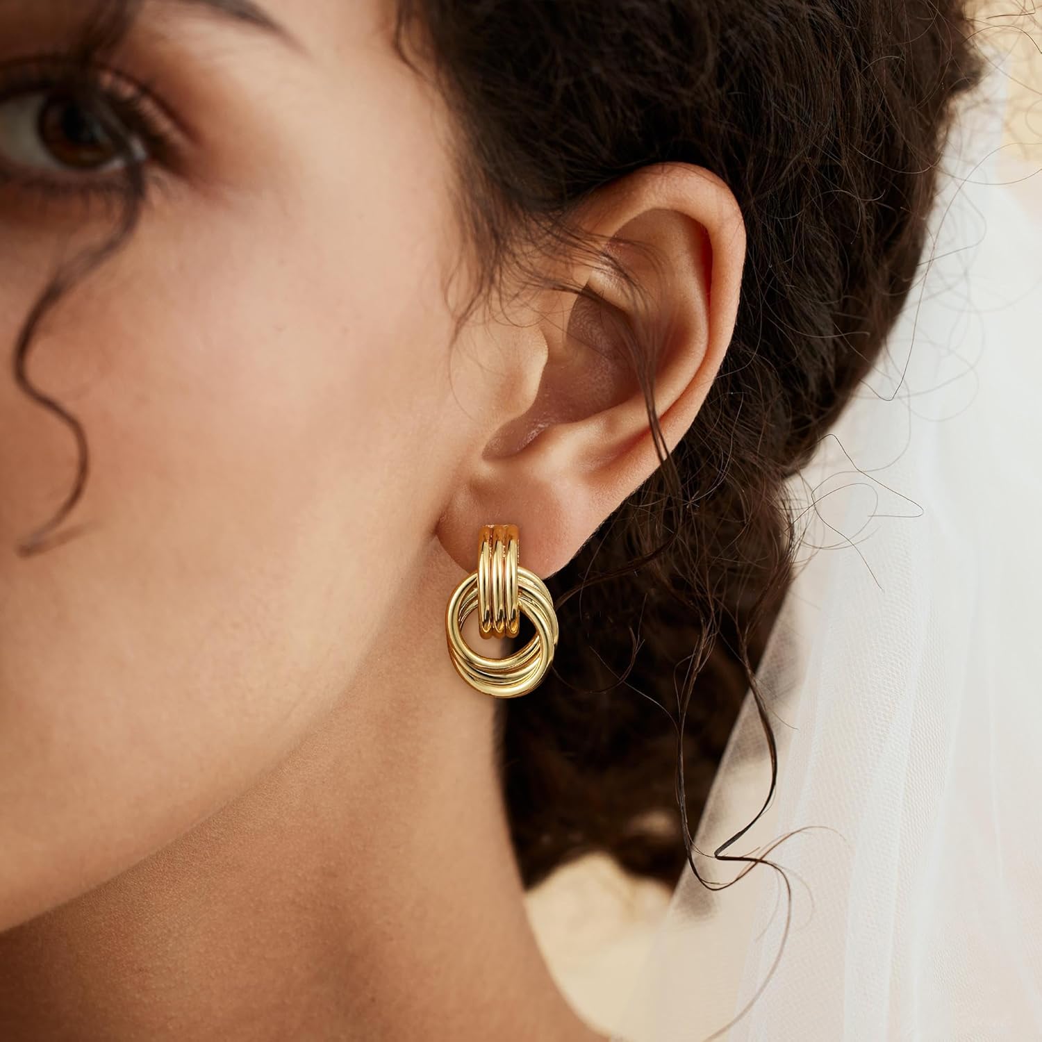 Trendy Knot Gold Earrings